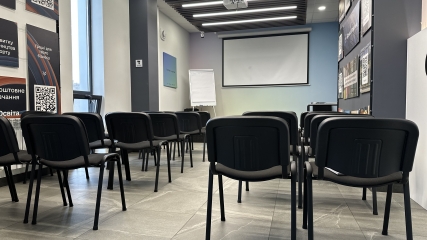 Подієвий майданчик Зображення #2